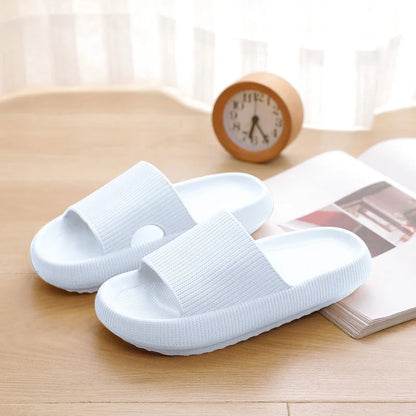 Luxuriöse Sommerschlappen für Zuhause™